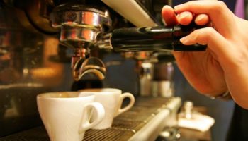 kafe-mashina