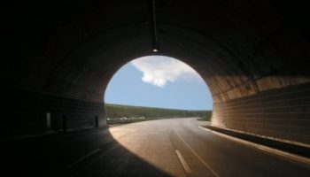 tunel-bg