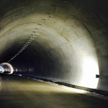 tunel-traqnovi-vrata