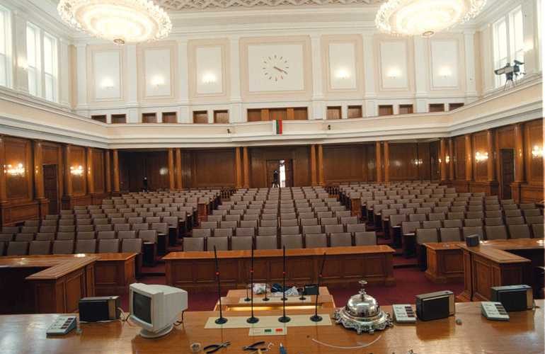 plenarna-zala-parlament