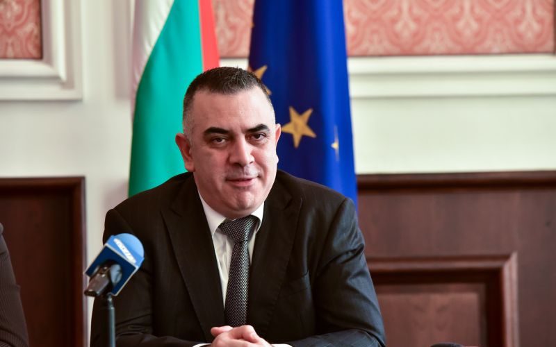 stefan-radev