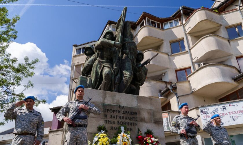9 mai