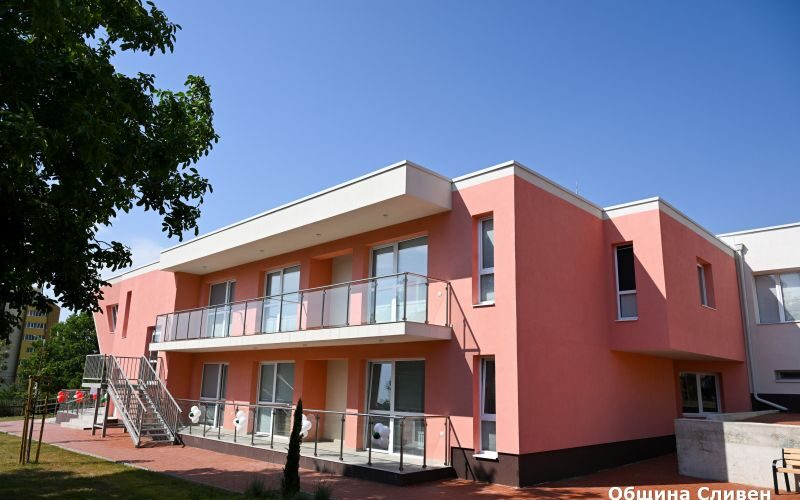 dom za stari hora sliven