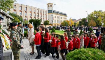 GVA_0833